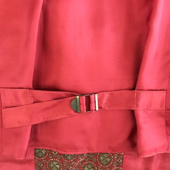 Liz Sport Woven Medallion Front Print and Red Vest Size 12 - Picture 5 of 6